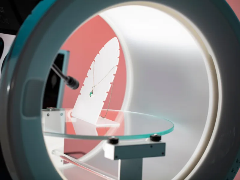 Jewellery photographed inside the Orbitvu Alphashot Micro V2