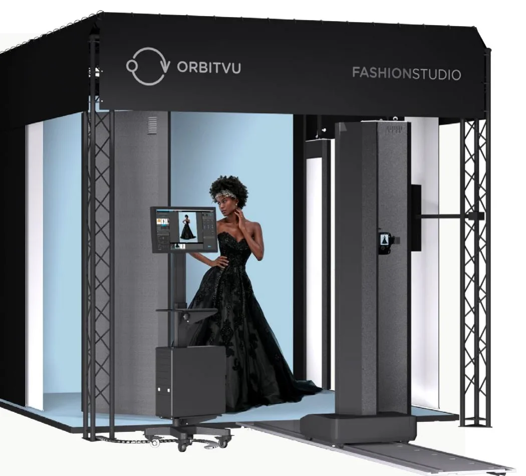 Model being photographed in the Orbitvu Fashion Studio