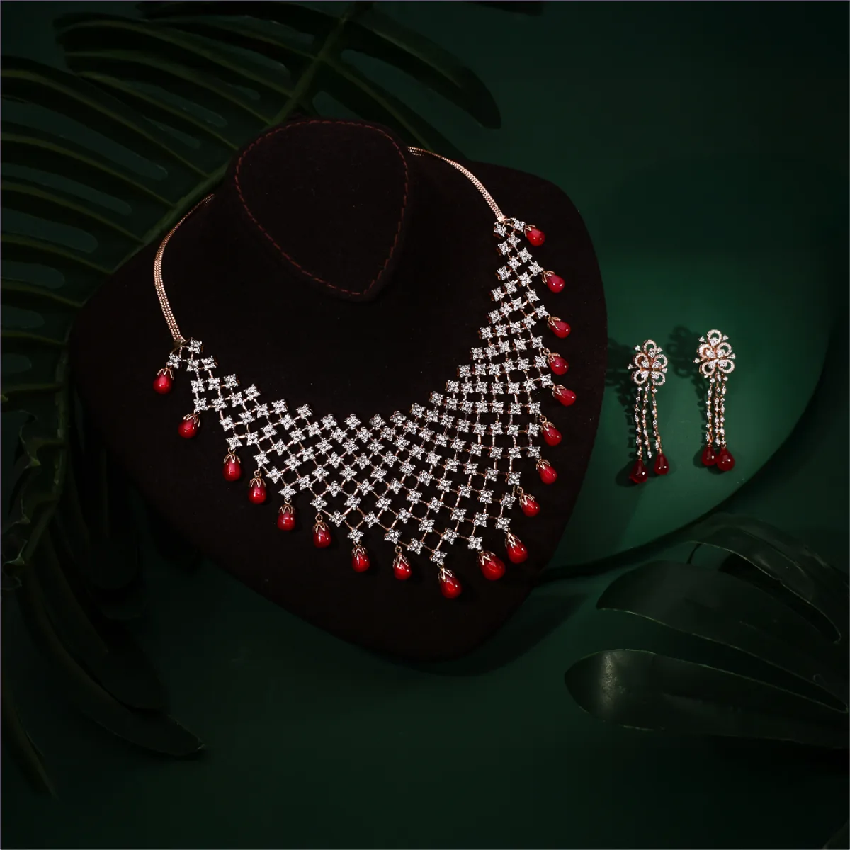Diamond and ruby necklace set